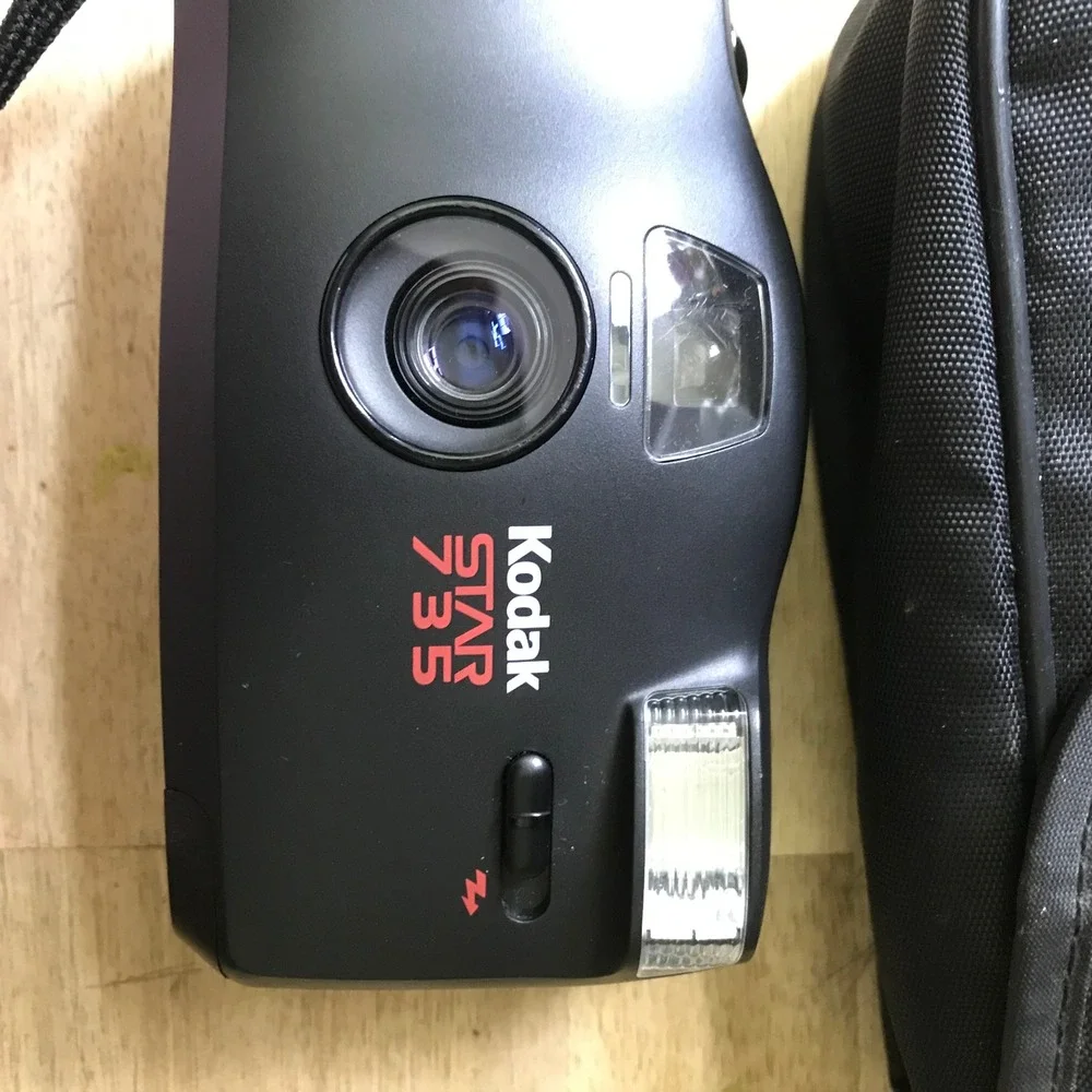 Kodak Star 735 DX Programmed Autowind 35mm Film Camera Black with Case Vintage